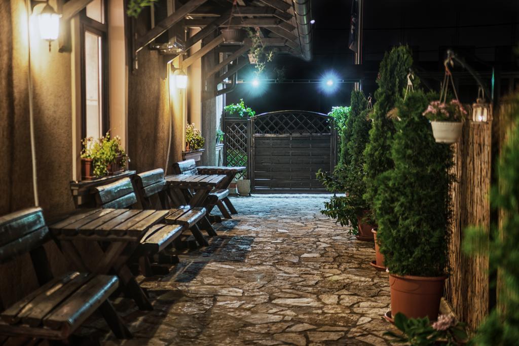 Hotel Konak Vukasinovic Belgrado Exterior foto