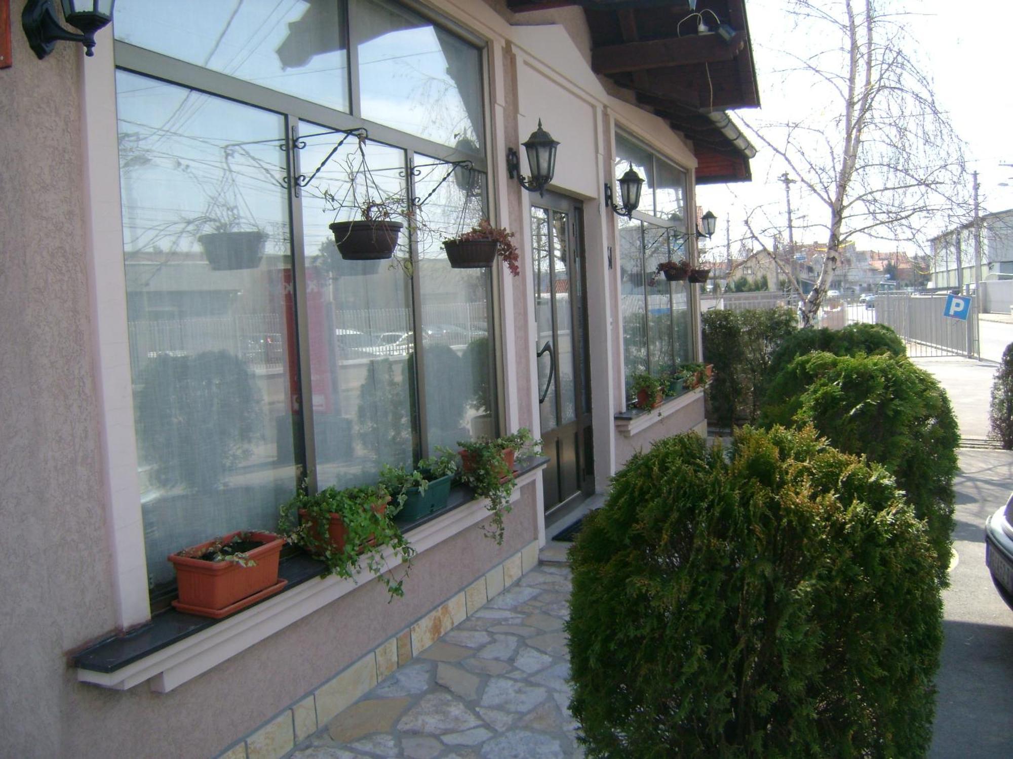 Hotel Konak Vukasinovic Belgrado Exterior foto